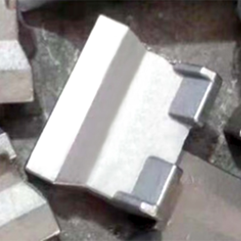 Presisjonsstøpt spacer parallelt